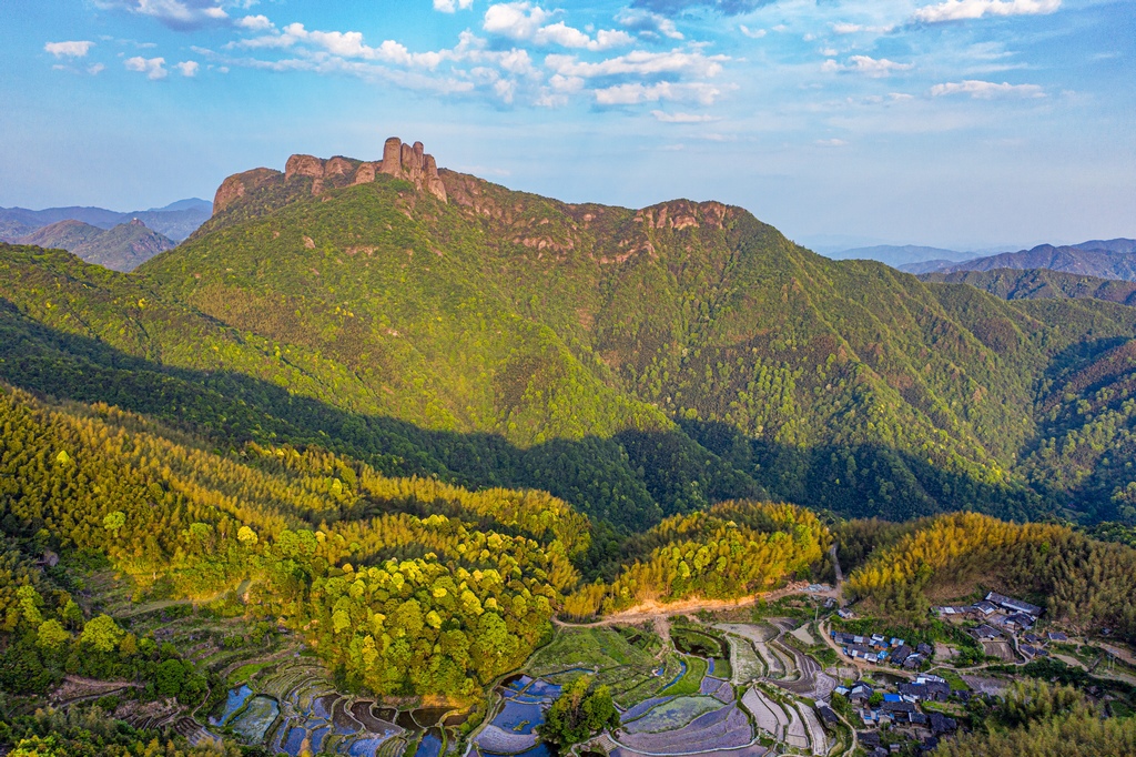 俯瞰张家山