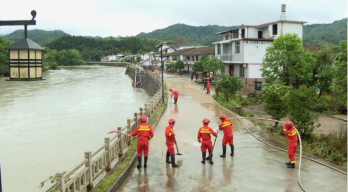 强降雨过后 福建各地逐渐恢复生产生活