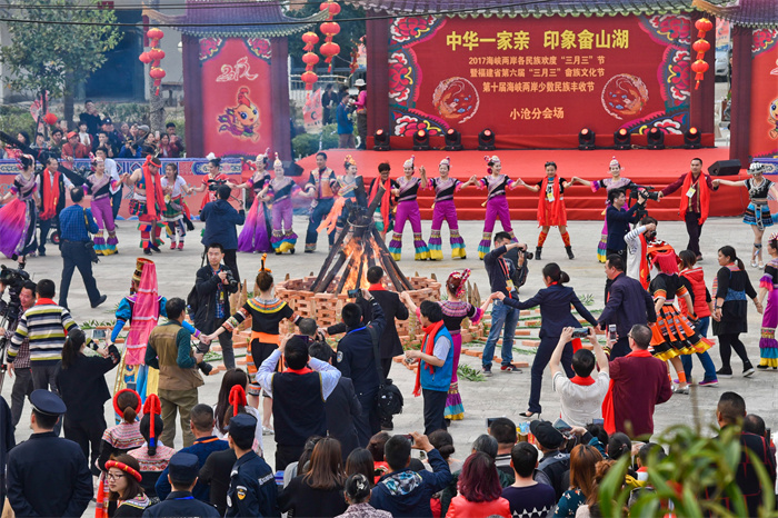 畲乡节日，摄于连江县小沦乡。.jpg