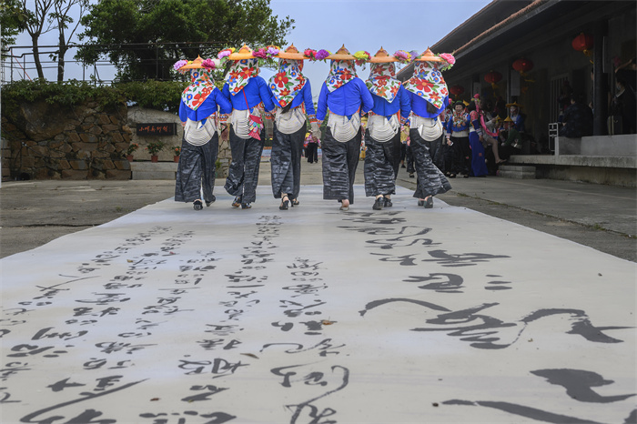 惠安-郑慧芬-13959875886-生活纪实类-《印象惠安女》组照02.jpg