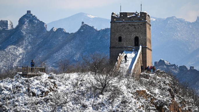 雪后金山岭长城