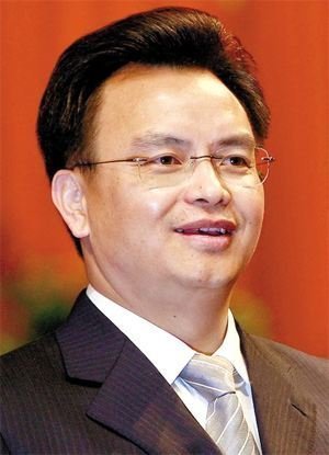 万庆良接替张广宁任广州市委书记 陈建华提名市长(图