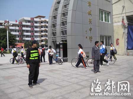 平潭每个学校至少配一名专职安保 整治学生骑电摩