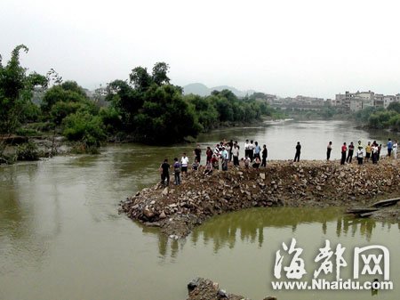 福州失踪人口查询_广安男子婚后玩失踪 脑瘤妻子急讨10万元救命钱(3)