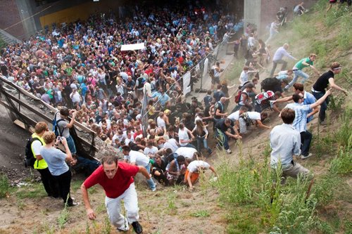 警方公布德国音乐会19人死因 一名中国人遇难