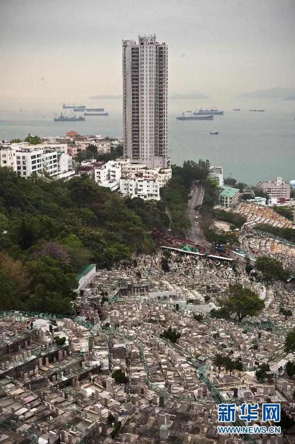 香港薄扶林华人基督教坟场(3月27日摄).