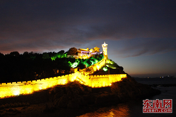 蓬莱阁夜景