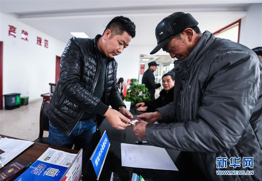 （社会）（4）浙江长兴：乡镇便民服务假日“不打烊”