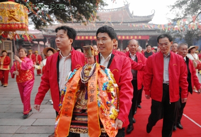 泉州天后宫妈祖神像赴澎湖巡游