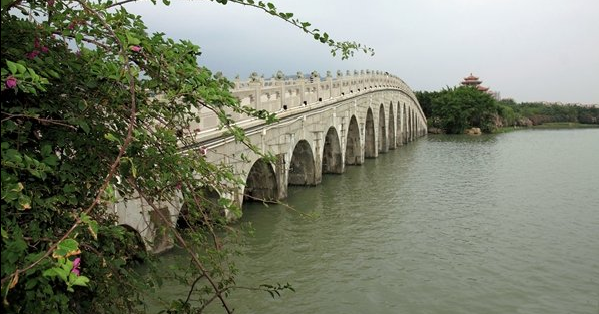 悠悠烟水澹澹云山泉州西湖玉桥荷色醉人肠