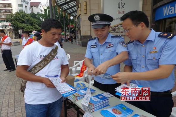 莆田市霞林街道人口有多少_夜晚街道图片(3)