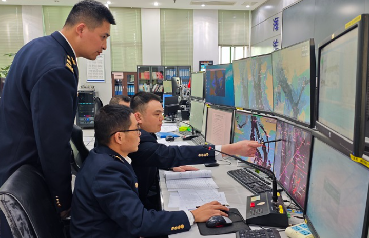 福建海域2艘乡镇船舶海上遇险 14人全部获救